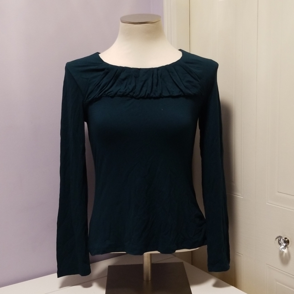NWT Cleo emerald green long sleeve top